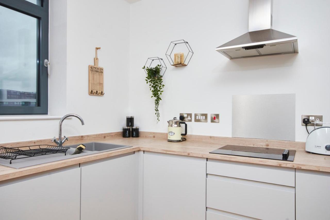Large Duplex Penthouse - Parking Διαμέρισμα Λιντς Εξωτερικό φωτογραφία