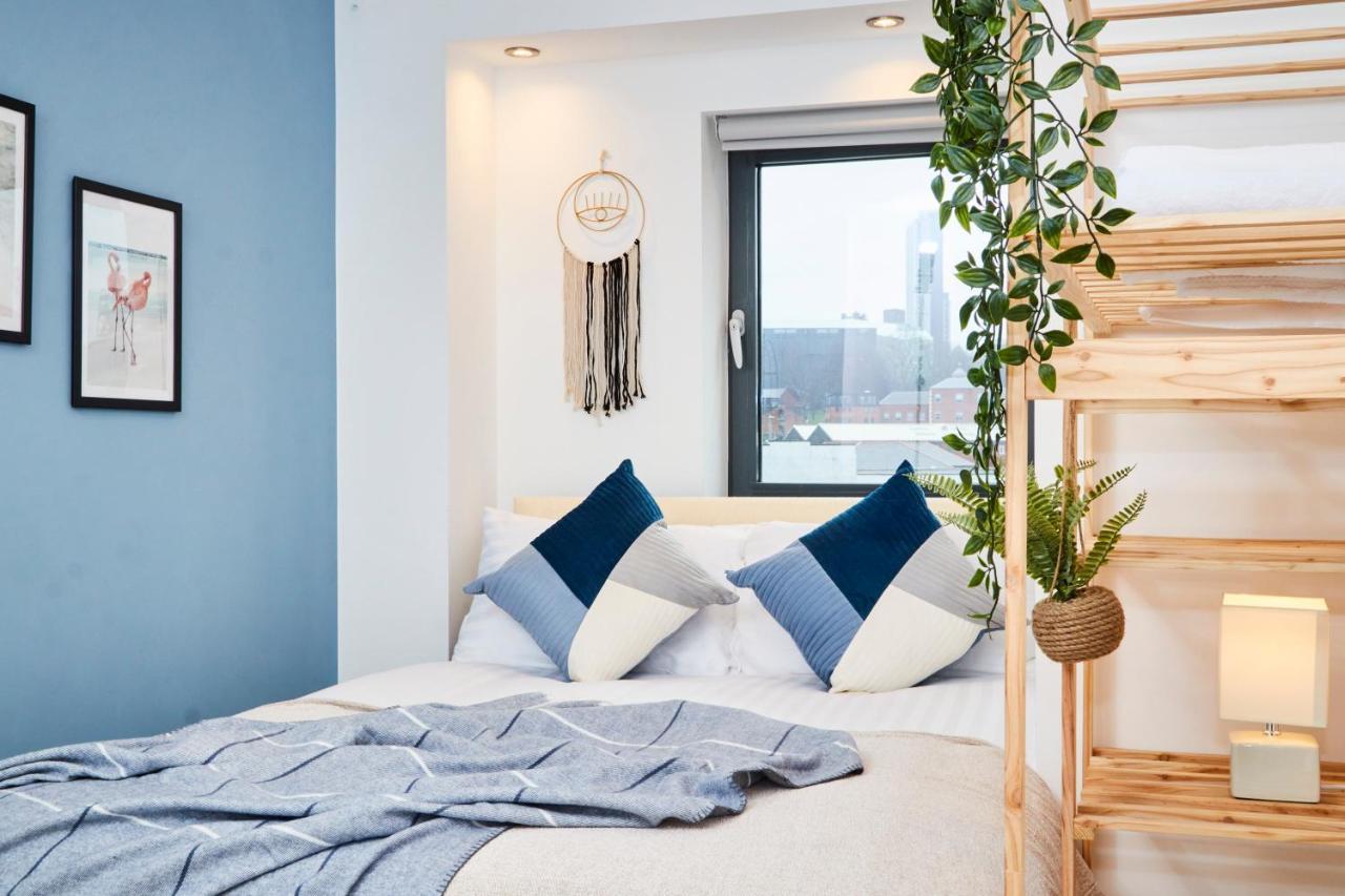 Large Duplex Penthouse - Parking Διαμέρισμα Λιντς Εξωτερικό φωτογραφία